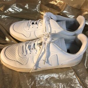 Veja White Leather Low-Top Sneakers (Men's)